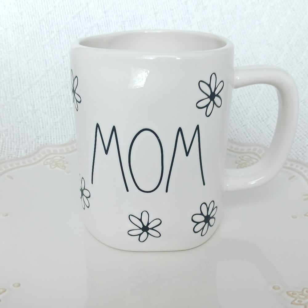 NWOT Rae Dunn Artisian Collection By Magenta MOM Black Floral Ceramic Mug